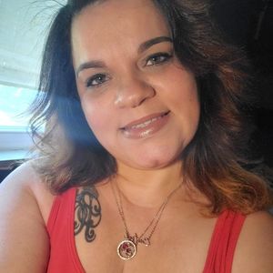 Meet your Posher, Cristina